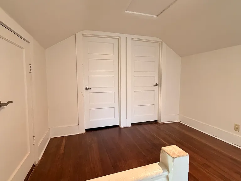 1828 NE Ravenna Blvd — Photo 21