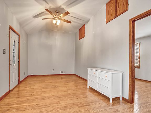 5th image of 6724 W 174th St