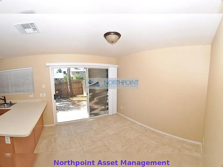 10101 N 91st Ave #109 — Photo 5