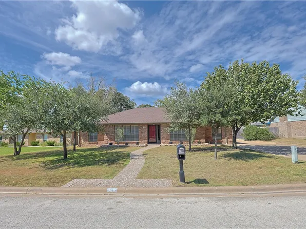 2903 Par Dr, Bryan, TX 77802