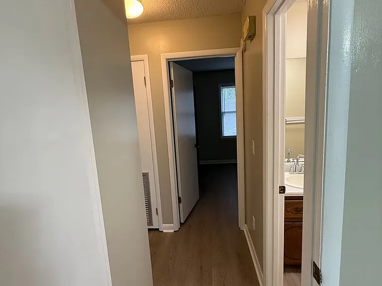 100 Anthony Circle — Photo 12