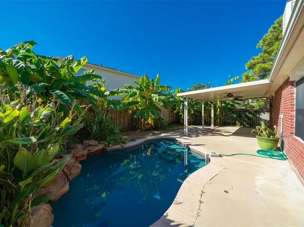 11927 S Brenton Knoll Dr, Tomball, TX 77375