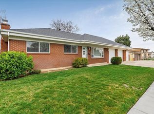 8248 S Romaine Dr, Sandy, UT 84070