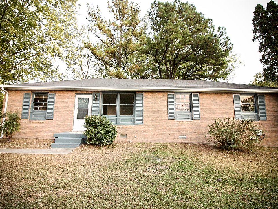 1st image of 608 Shoma Dr