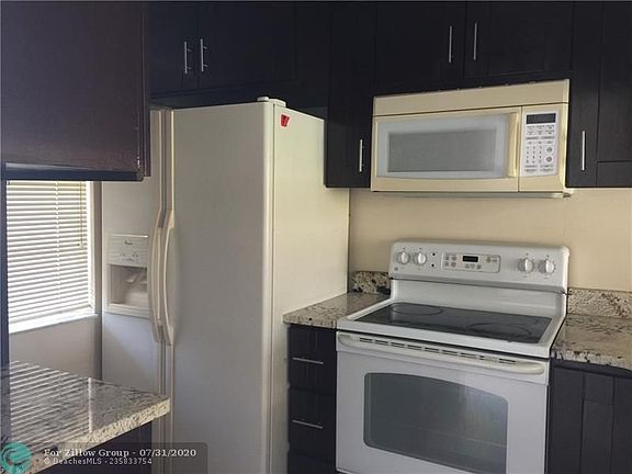 4th image of 9921 Three Lakes Cir #9921