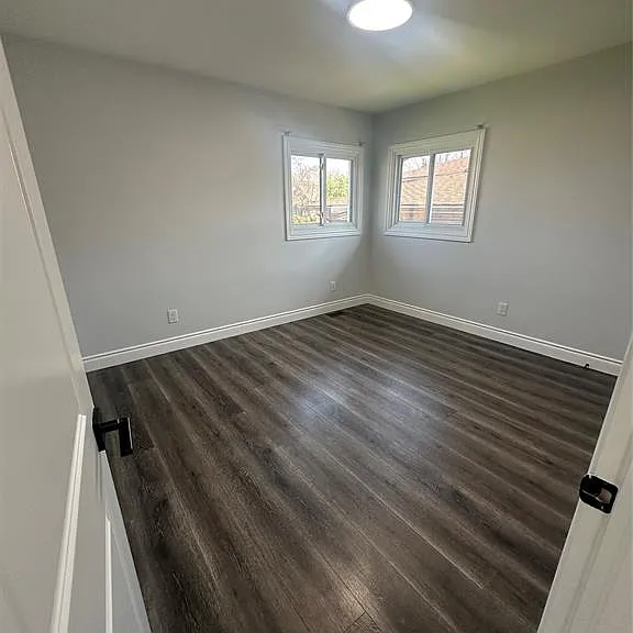 2549 Grand Marais Rd W #UPPER — Photo 6