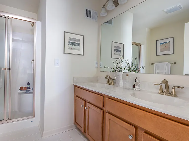 957 Lorewood Grove Rd — Photo 9