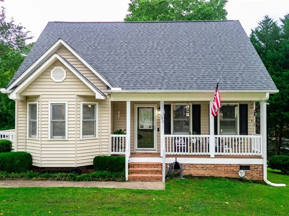 102 Cone Dr, Liberty, SC 29657
