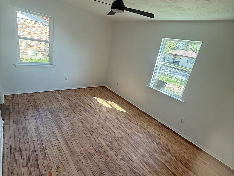 10121 Muskogee Dr — Photo 12