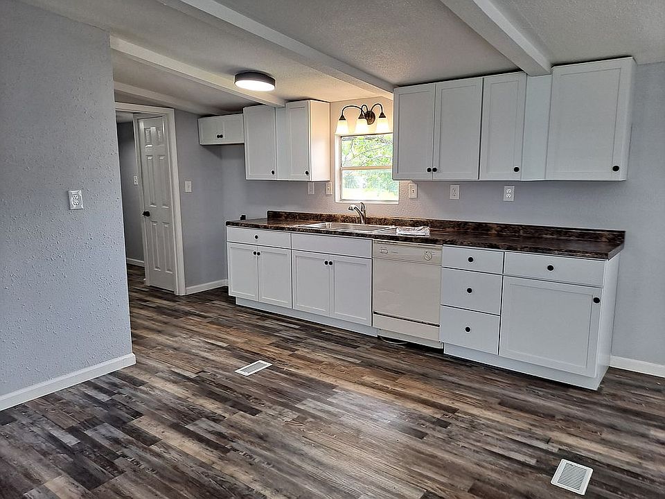 1st image of 88 Deerfield Ct