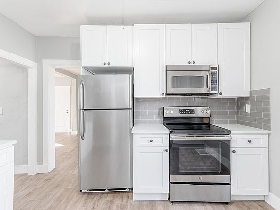Main Floor Kitchen