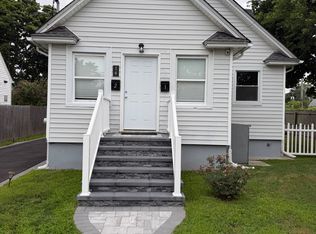 14 Perkal St Floor 1, Bay Shore, NY 11706