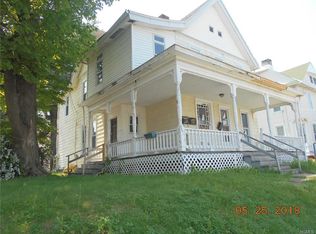 17 Albert St, Middletown, NY 10940