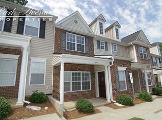 8416 Summerglen Cres, Charlotte, NC 28227
