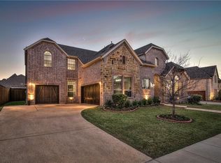 2304 Hidalgo Dr, Carrollton, TX 75010
