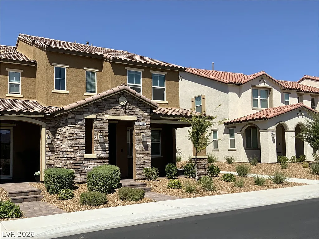 3 bed, 2.5 bath, 1736 sqft, $2,150 — Photo 4