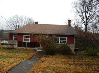 2211 Maple Dr, Knoxville, TN 37918