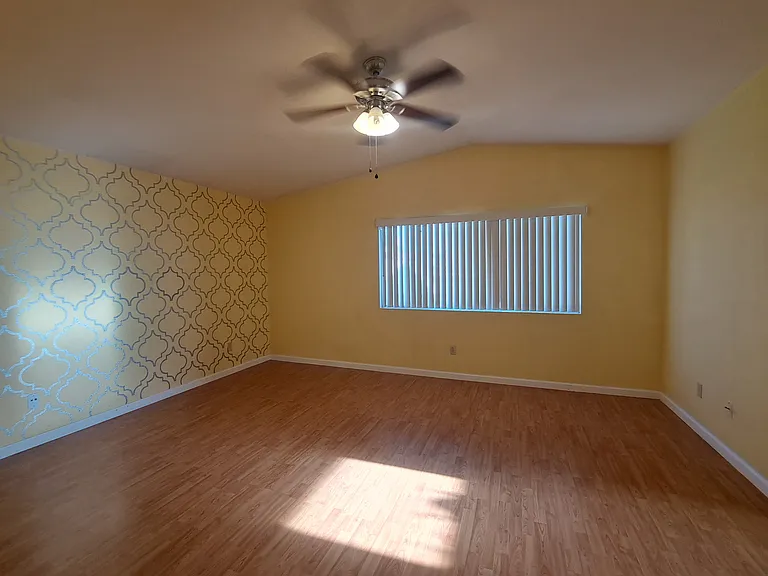 9507 Salinger St — Photo 30