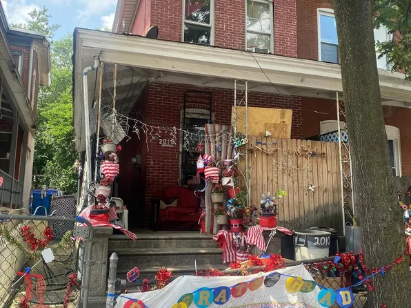 2010 E Madison St, Philadelphia, PA 19134