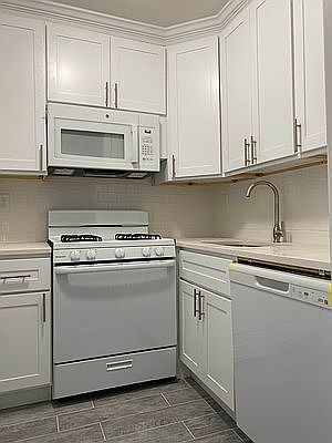3rd image of 67-41 Burns St #3B