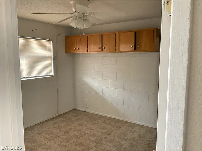 3720 Royal Crest St #14 — Photo 9