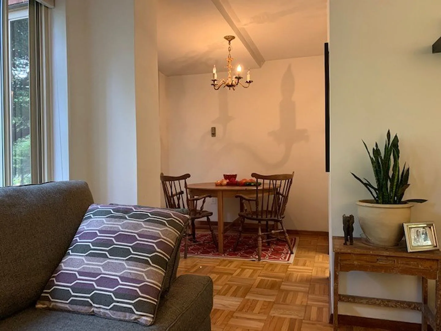Charming and Sunlit 1 BD, 1 BA with Main Level Walk-in in Glover Park, NW DC!! Utilities Included — Photo 2