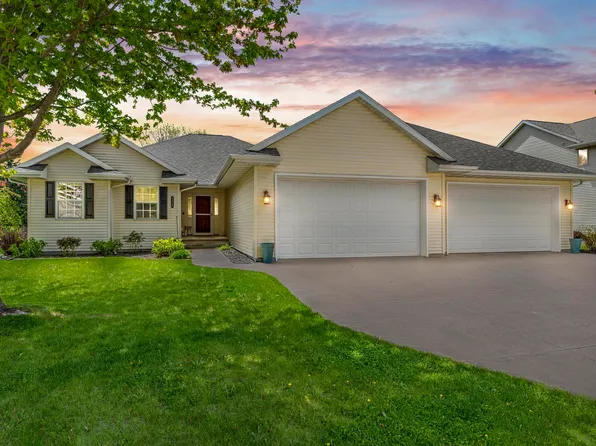 3219 E Fallcreek Ln, Appleton, WI 54913