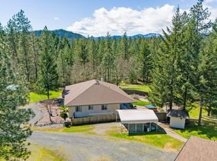 227 Highland Ranch Rd, Grants Pass, OR 97526