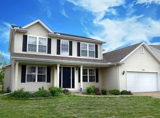 1535 W Meadowview Dr, Dunlap, IL 61525