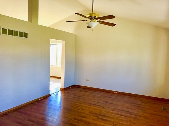 2nd image of 3006 Art Schultz Dr