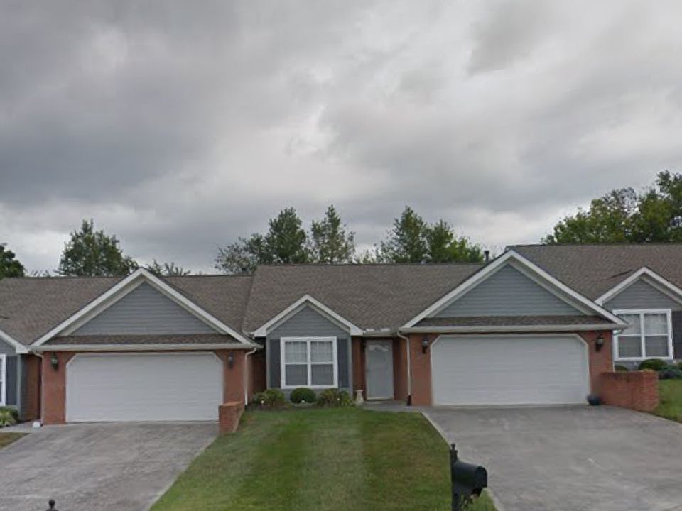 1st image of 8840 Carriage House Way