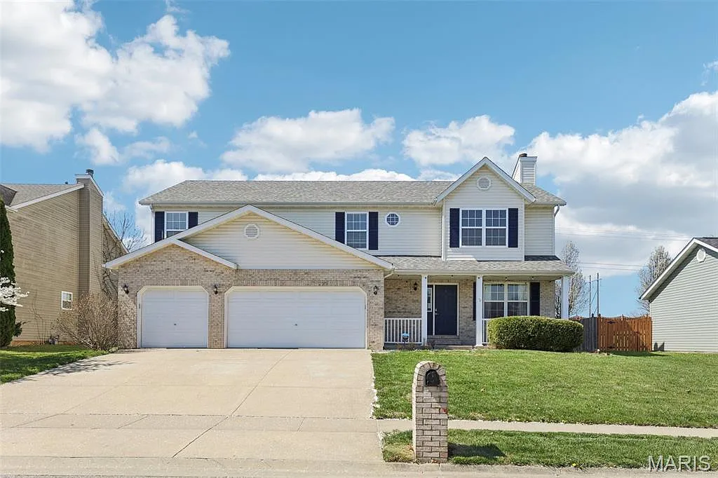 1205 River Birch Dr photo 1