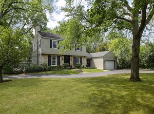 350 Lagoon Dr, Winnetka, IL 60093