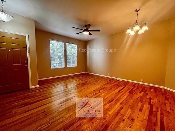 4th image of 2837 Tumblewood Grv
