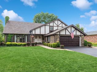 1103 E Carpenter Dr, Palatine, IL 60074
