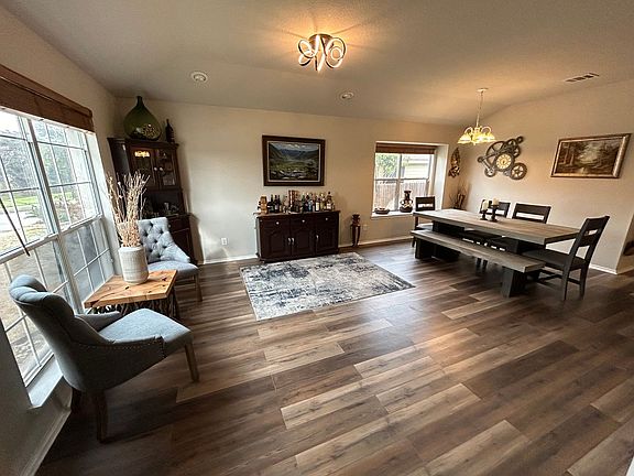 3rd image of 10607 Timber Country