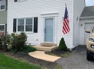 412 Coreopsis Dr, Lancaster, PA