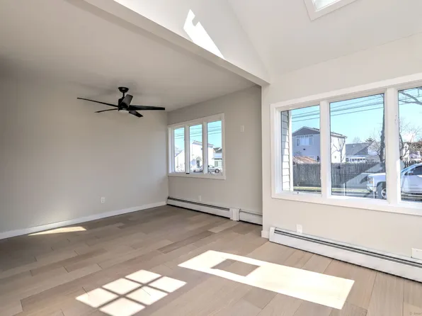 1 Atwater Street, East Haven, CT 06512