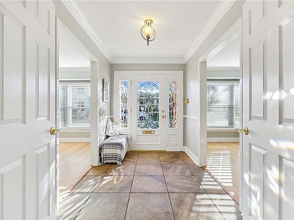 2nd image of 420 Fairfield Ave