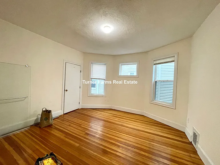 31 Edison Grn — Photo 14