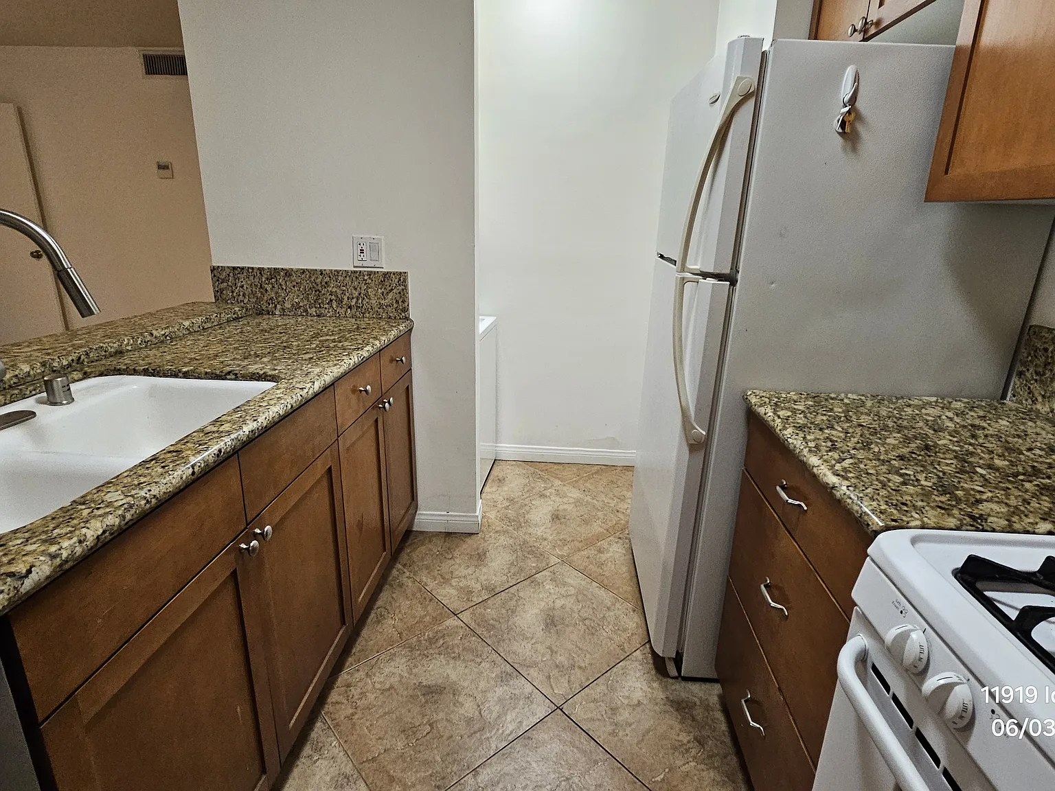 2 bed, $3,300 — Photo 3