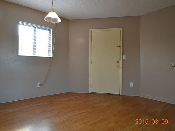 4th image of 7604 Pinery Way APT L