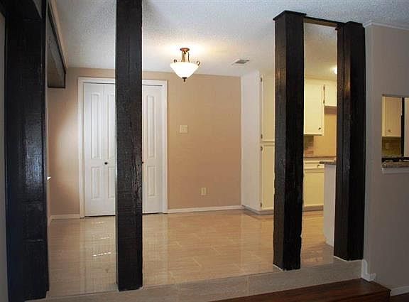 5th image of 3623 Yorkshire Dr