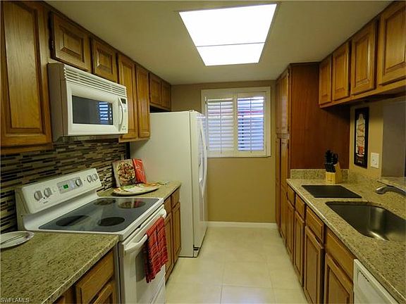 5th image of 3050 Kings Lake Blvd