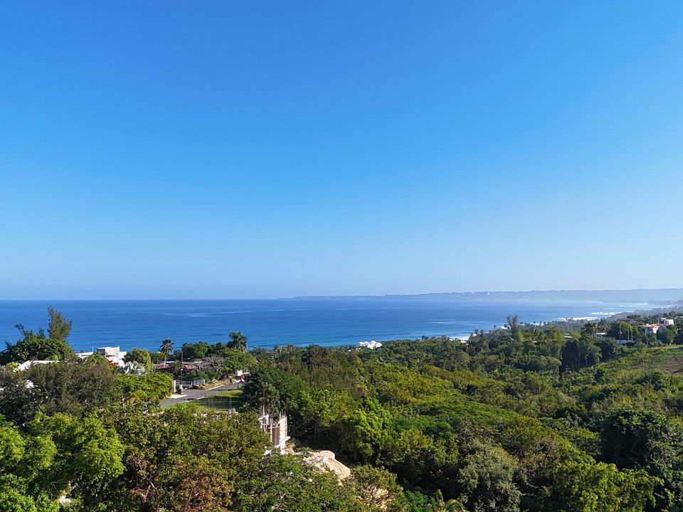 1st image of 413 Calle Martillo