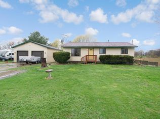 3364 S Waverly Rd, Eaton Rapids, MI 48827