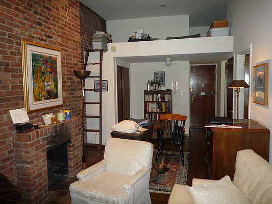 Rented by New Yorker Realty | media 37