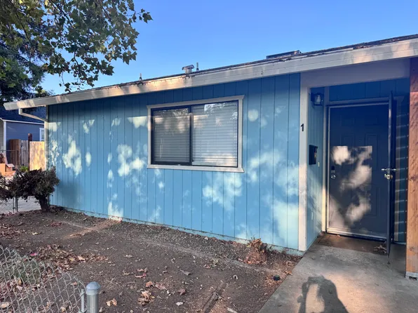 523 B St APT A, Roseville, CA 95678