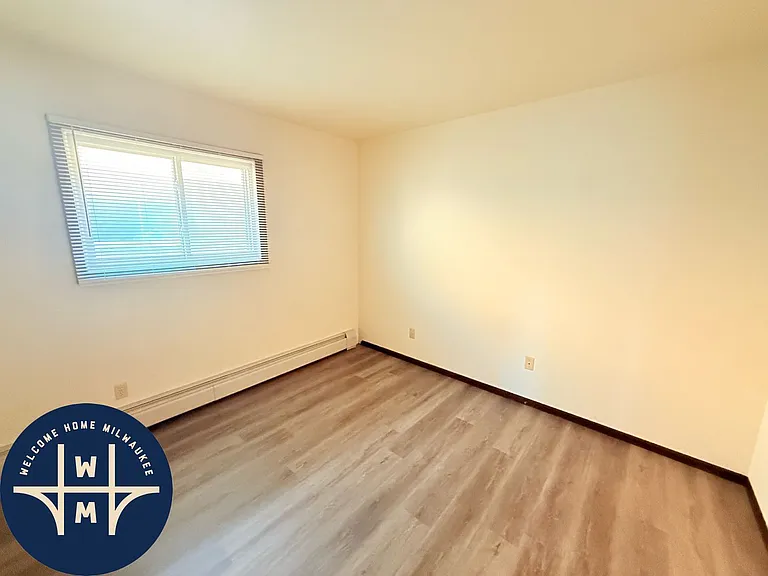8223 W Oklahoma Ave #7 — Photo 2