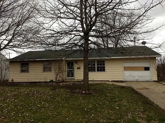 212 Briar Ln photo 1